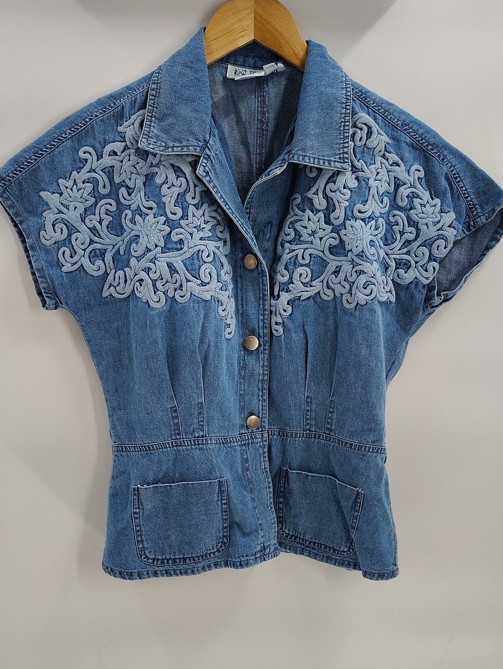 TOGETHER! Button Down 6 Denim With Denim Detail Fitted Waist Front Pockets Vtg